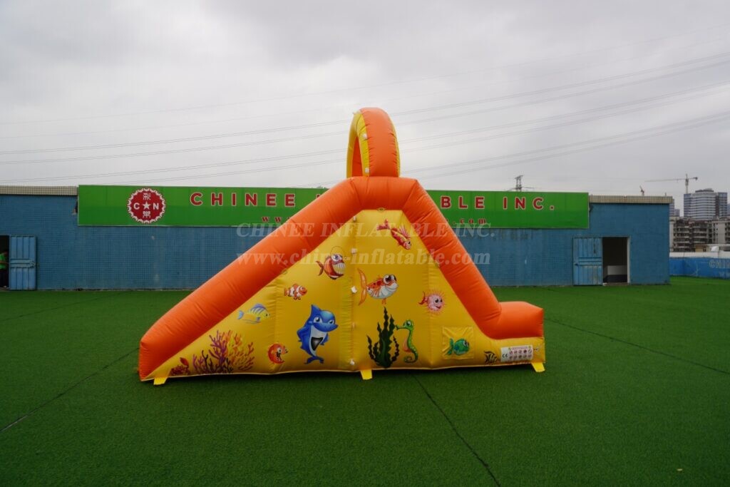 T8-1341 Climbing Games Inflatable Slides