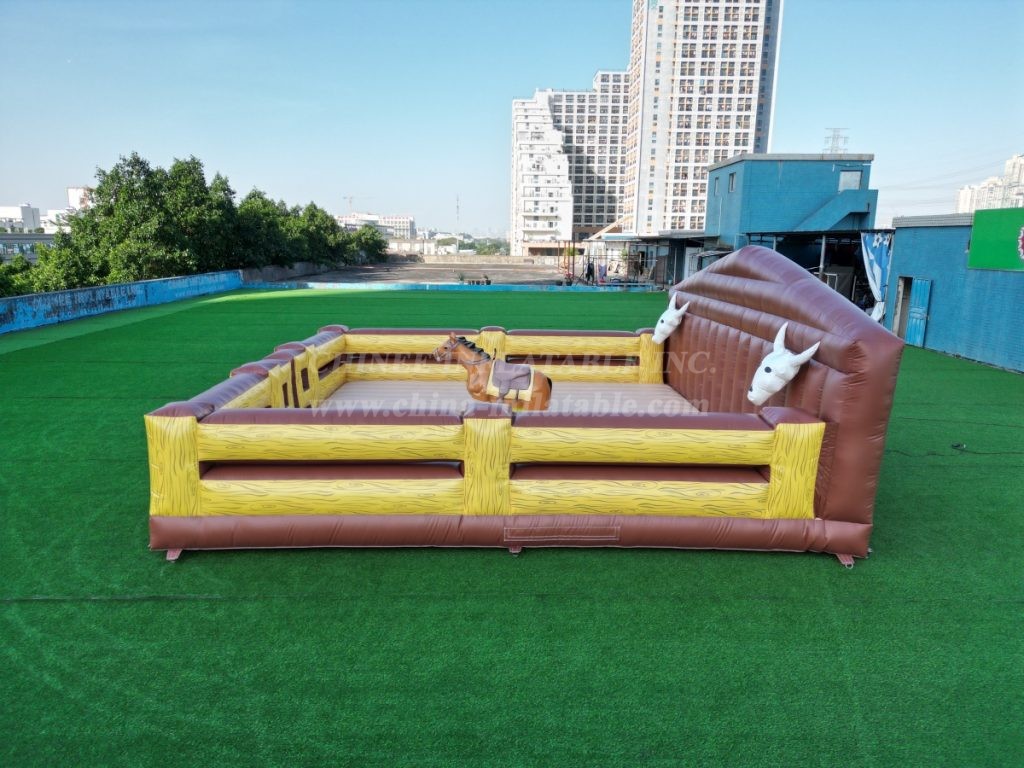 T11-3109 Wild West Mechanical Horse