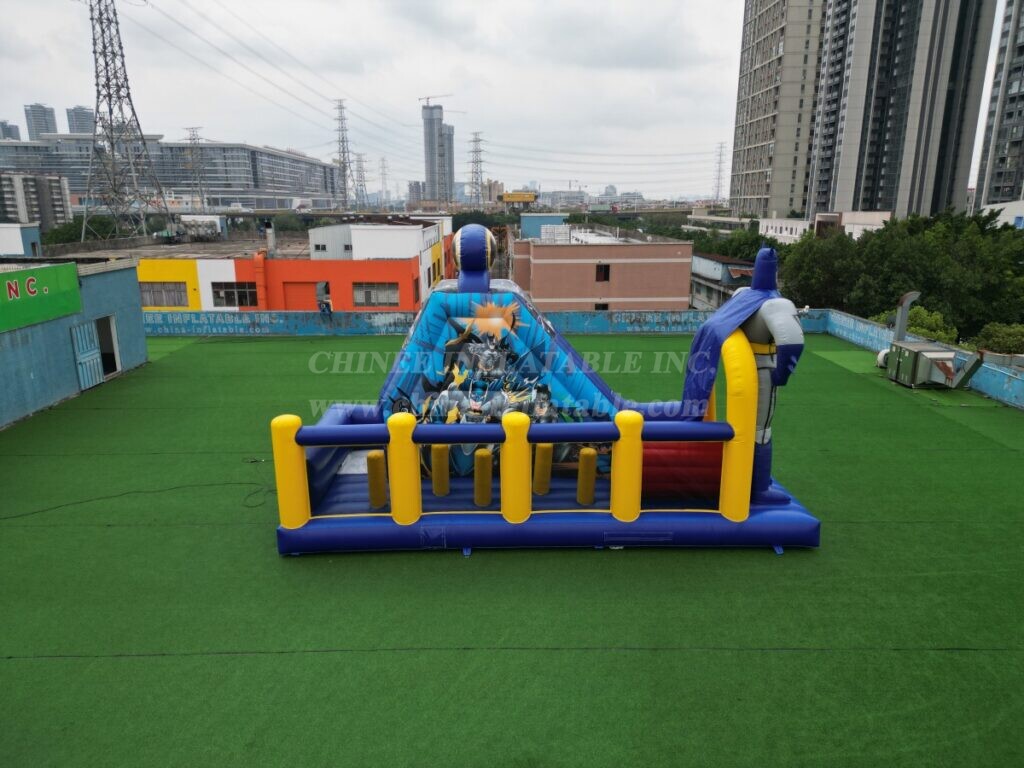 T8-4250 Batman Inflatable Slide