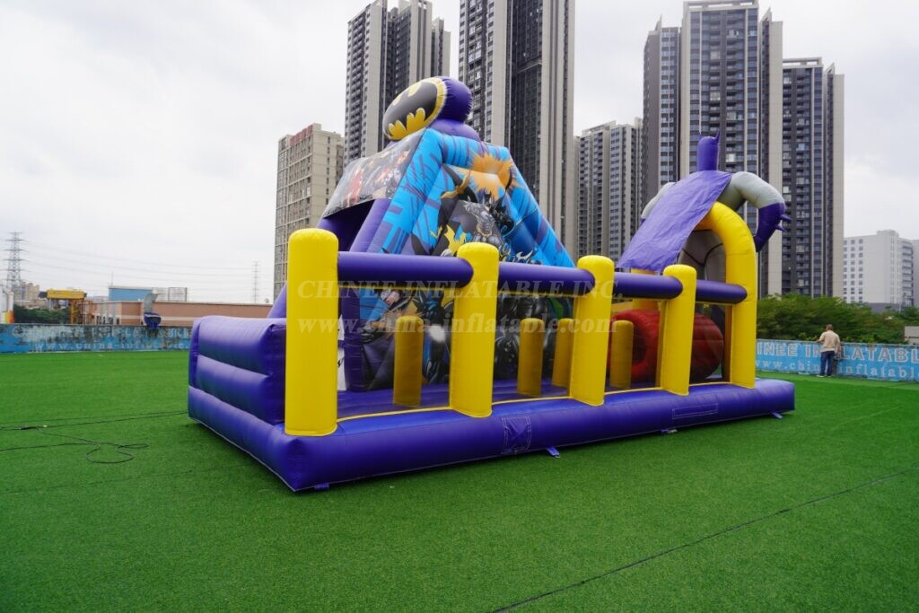 T8-4250 Batman Inflatable Slide