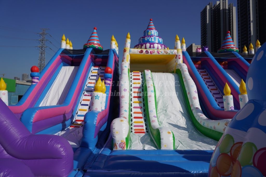 GF2-352 Birthdays Theme Inflatable Park