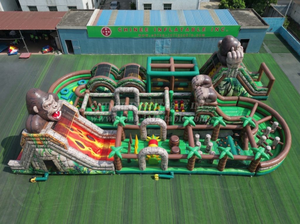 CR2-394 King Kong Theme Challenging Run Giant Inflatable Obstacle Courses