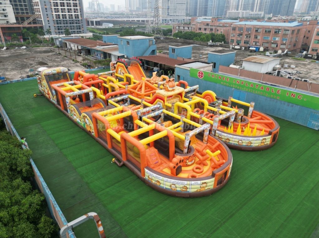 CR2-46 Garfield Theme Challenging Run Giant Inflatable Obstacle Courses