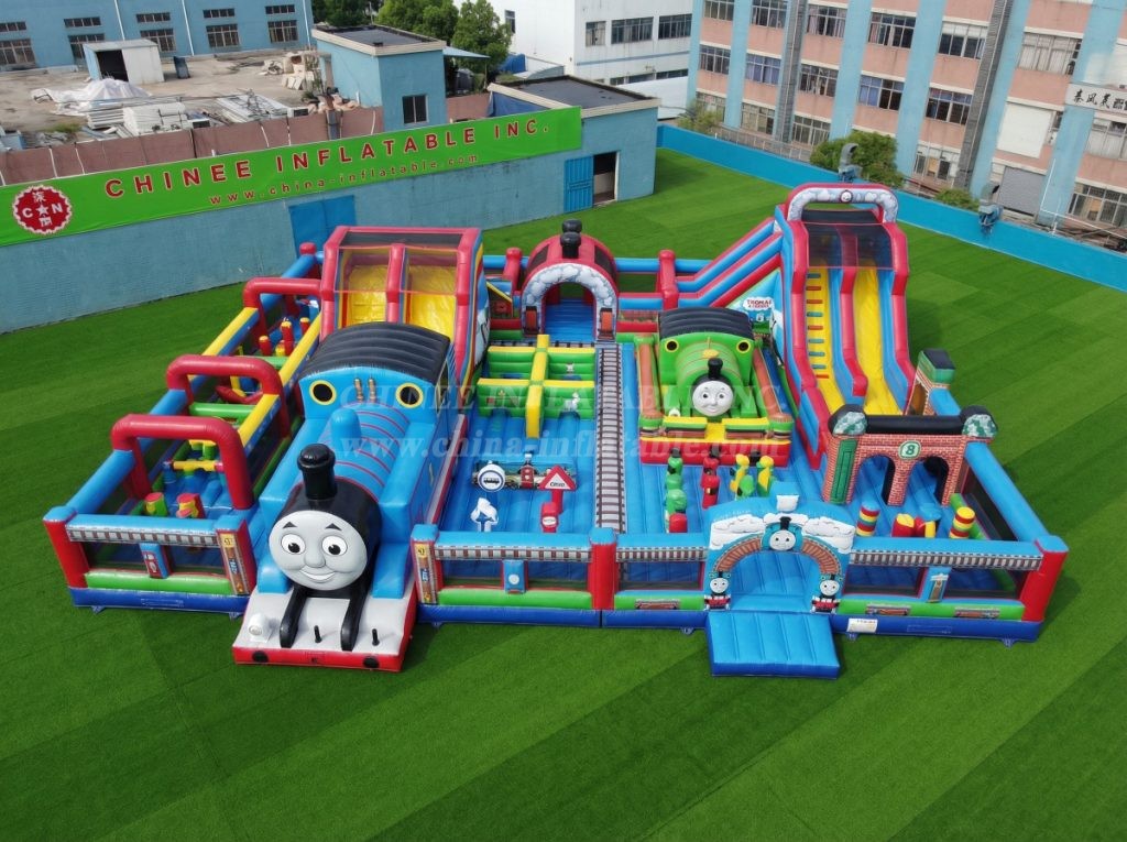 GF3-424 Thomas & Friends Theme Inflatable Park