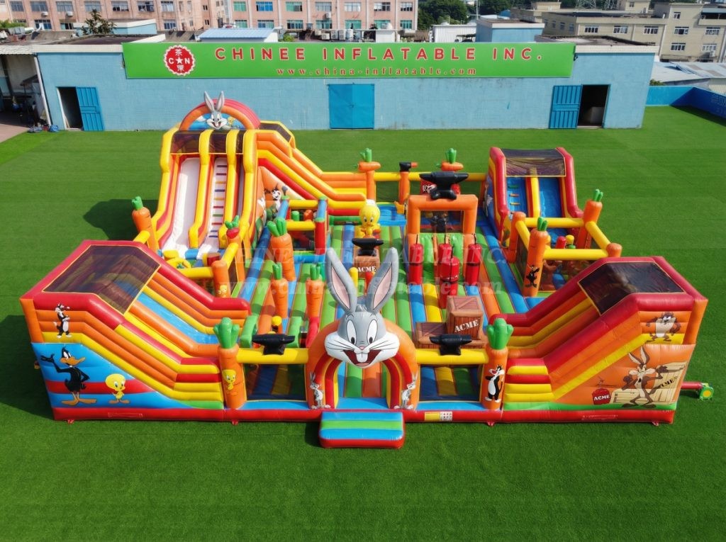 GF3-475 Looney Tunes Theme Inflatable Park