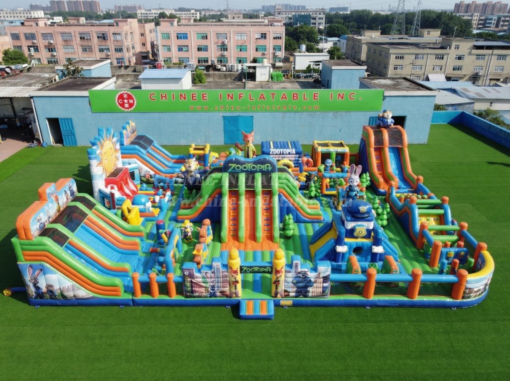 GF3-511 Zootopia Theme Inflatable Park