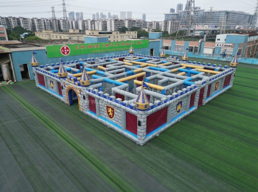 MAZE1-28 Castle Kingdom Theme Inflatable Maze