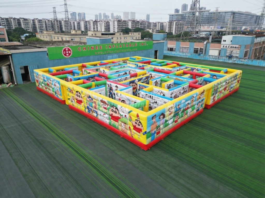 MAZE1-37 Crayon Shin-chan Theme Inflatable Maze