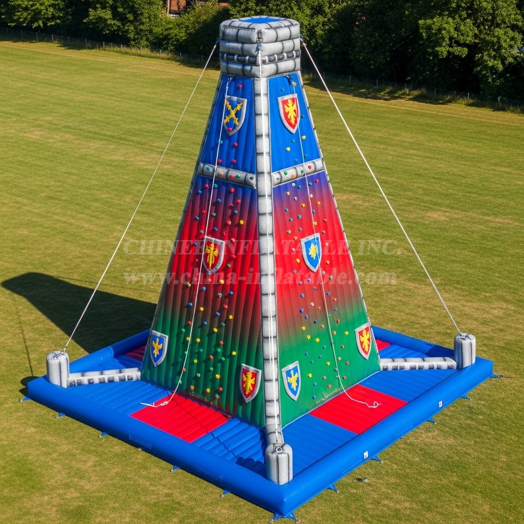 T11-4624 Knight Theme Inflatable Climbing Wall