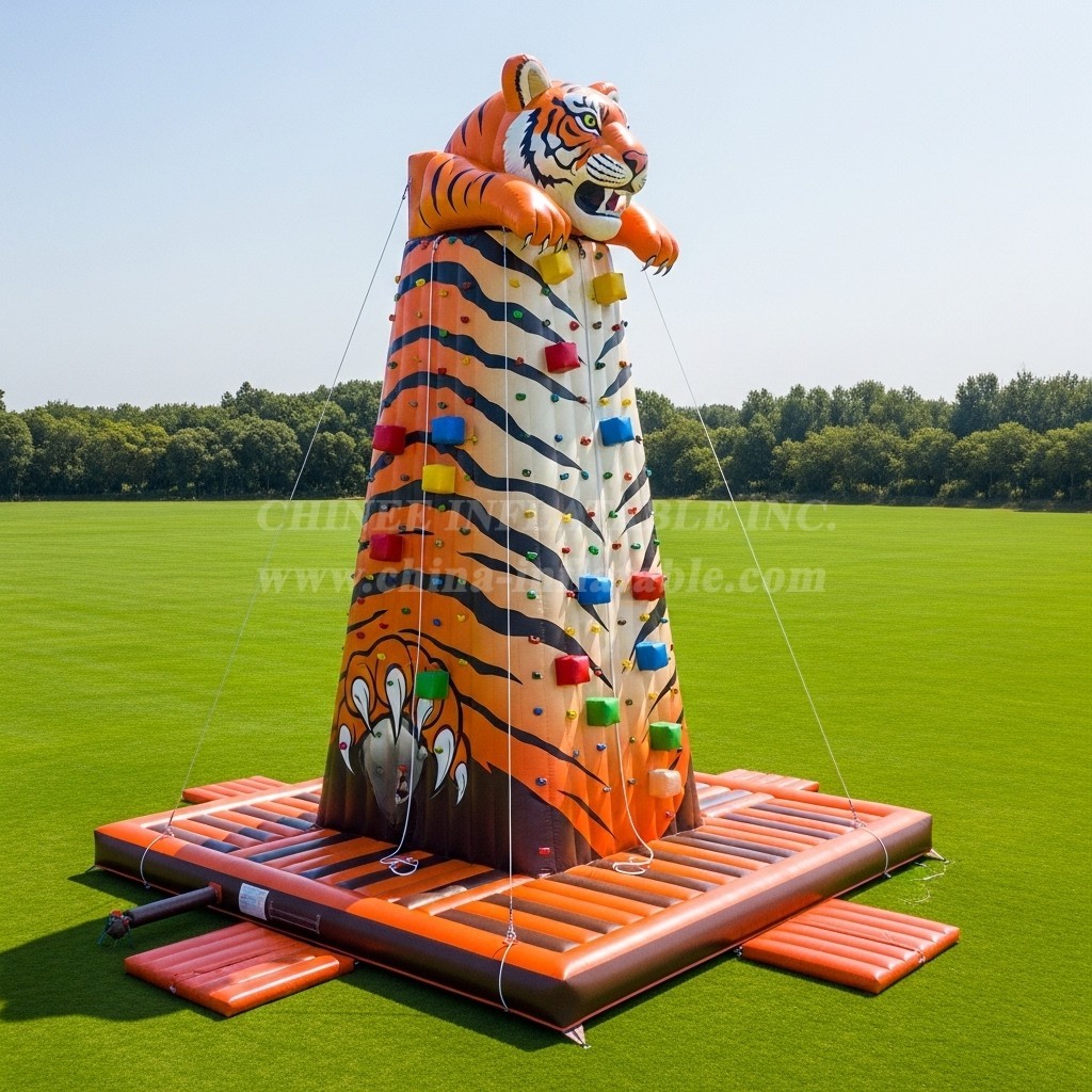 T11-4703 Tiger Theme Inflatable Climbing Wall