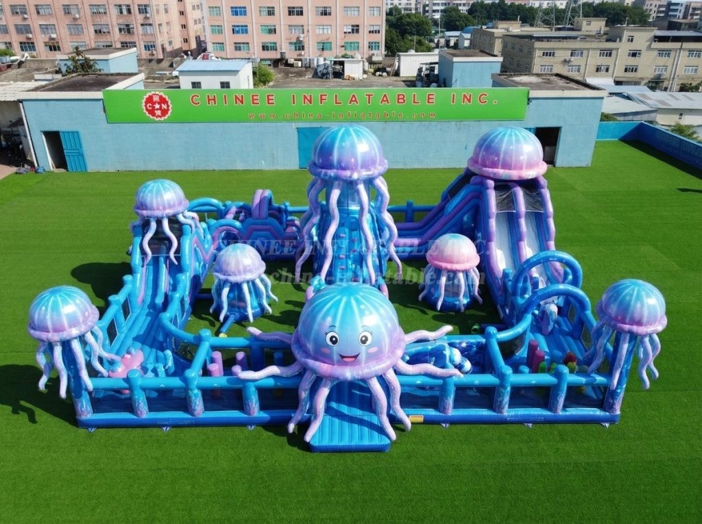 CR2-474 Jellyfish Theme Inflatable Challenging Run