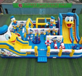 GF3-594 Donald Duck Theme Inflatable Park