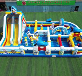 GF3-596 Donald Duck Theme Inflatable Park
