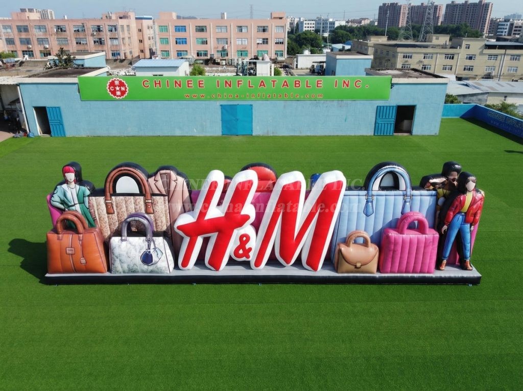 S4-2040 H&M Inflatable Advertising Sign