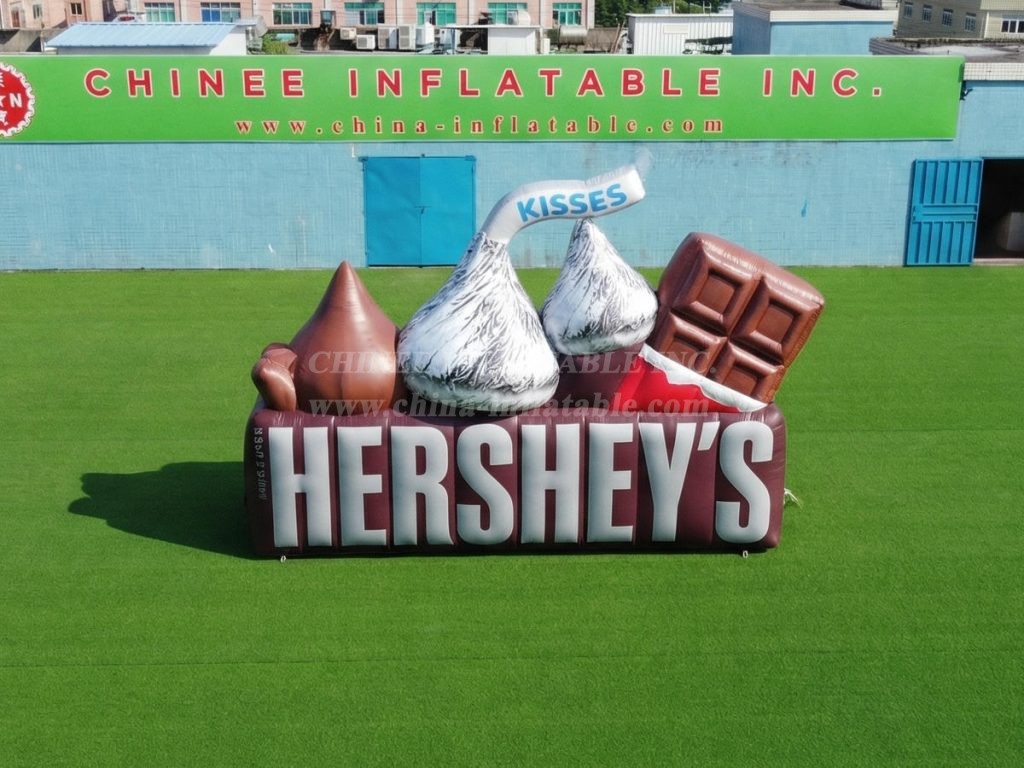 S4-2046 Hershey’s Inflatable Advertising Sign