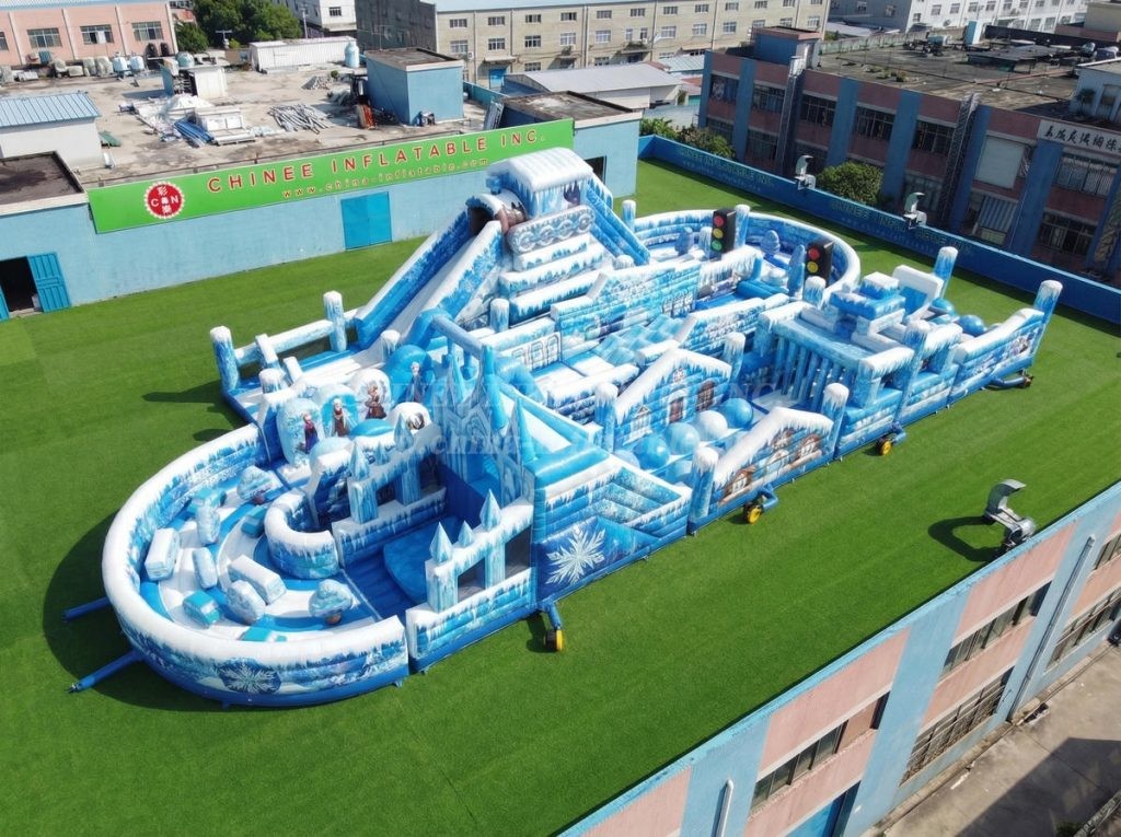 CR2-496 Frozen Theme Ginat Inflatable Obstacle Courses Challenging Run