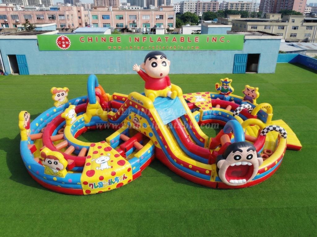 CR2-941 Crayon Shin-chan Theme Ginat Inflatable Obstacle Courses Challenging Run