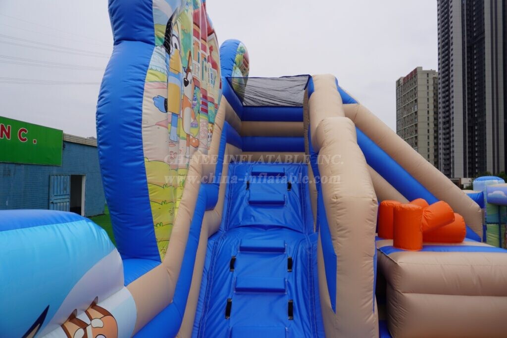 T2-8867 Bluey Theme Bouncy Castle With Slide