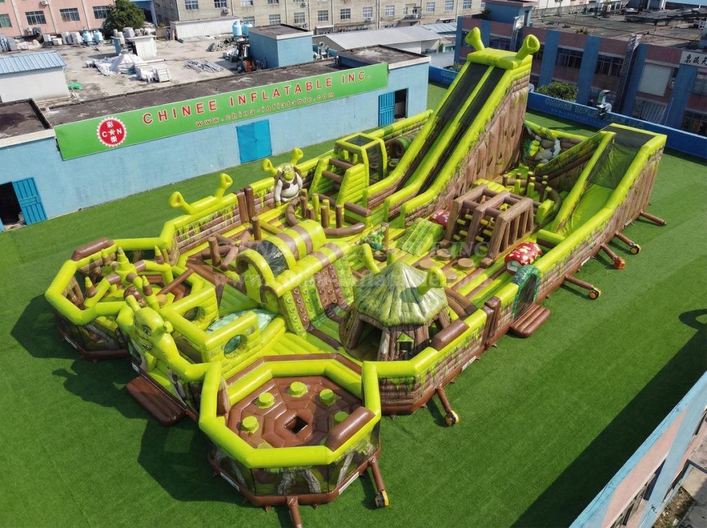 GF3-1100 Shrek Theme Inflatable Park
