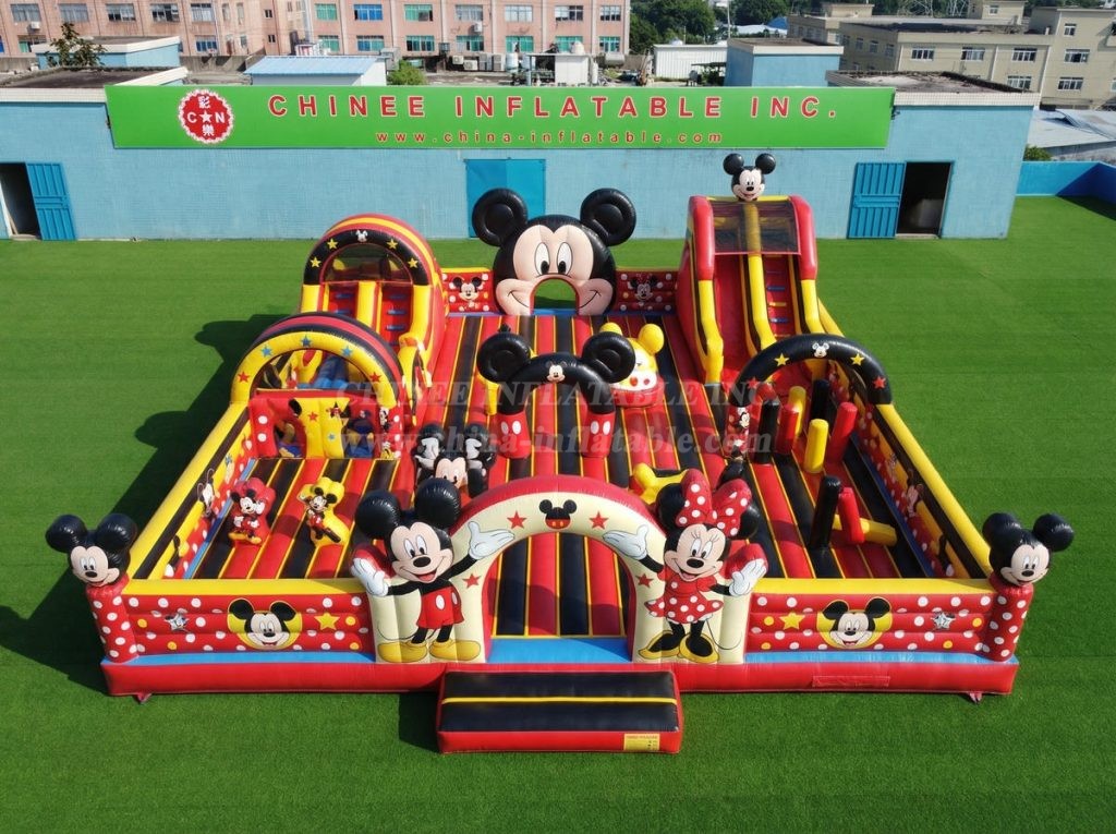 GF3-1234 Mickey & Minnie Theme Inflatable Funcity