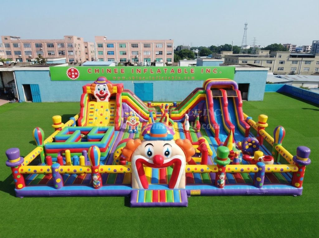 GF3-1323 Clown Theme Inflatable Park