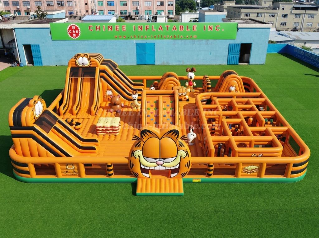 GF3-1338 Garfield Theme Inflatable Park