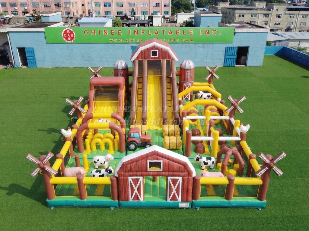 GF3-746 Farm Theme Inflatable Playground
