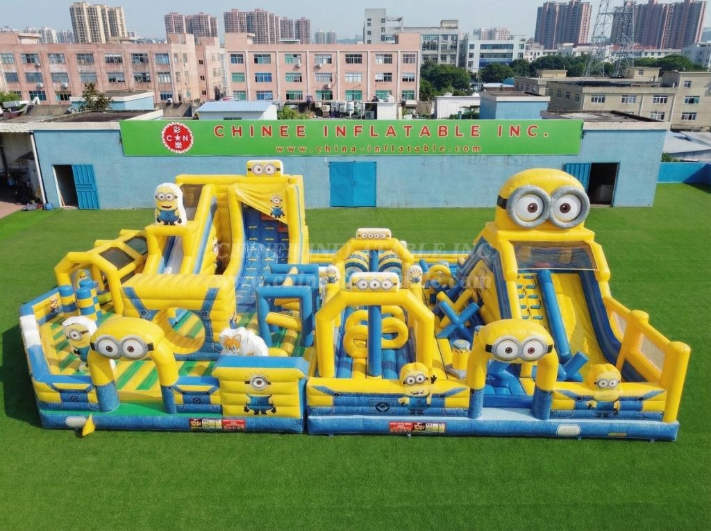 GF3-868 Minions Theme Inflatable Park