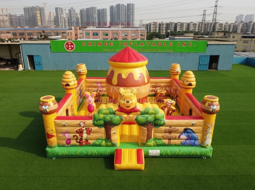 T5-3308 Winnie The Pooh Theme Inflatable Castle