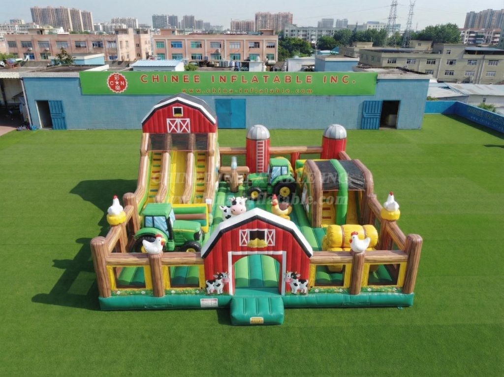 T6-7070 Farm Theme Inflatable Amusement