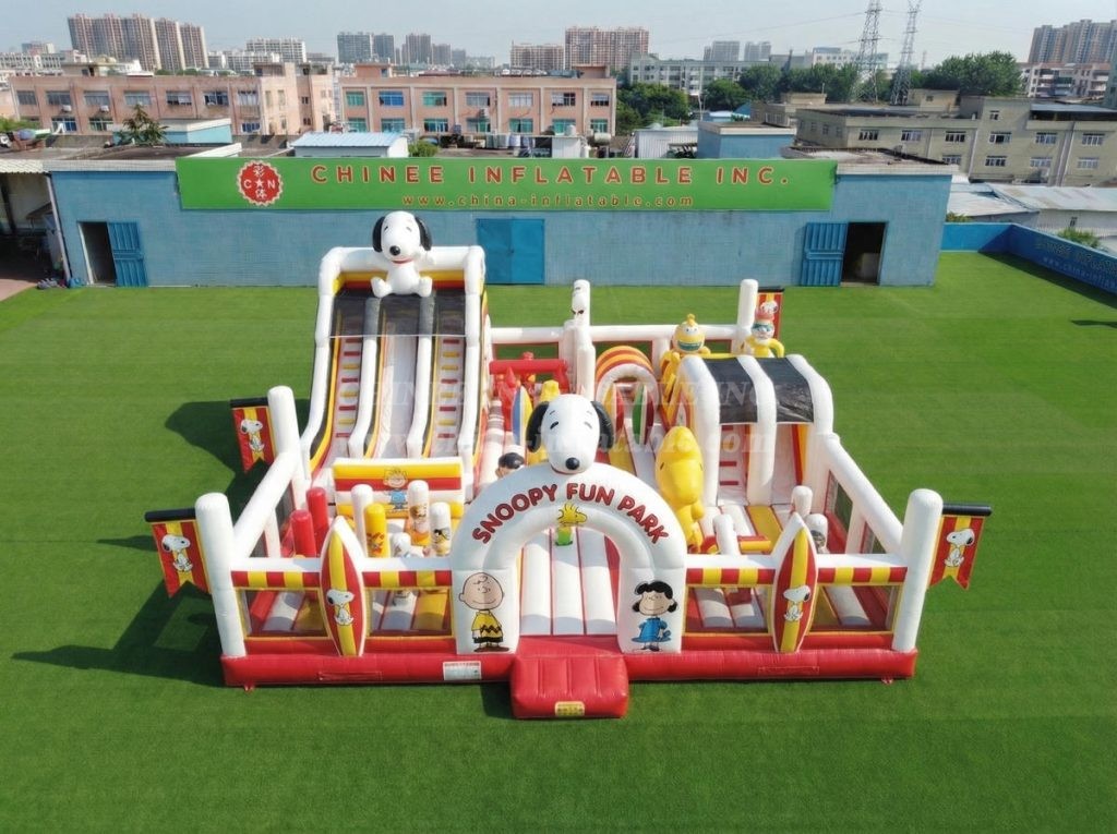 T6-7120 Snoopy Theme Inflatable Amusement
