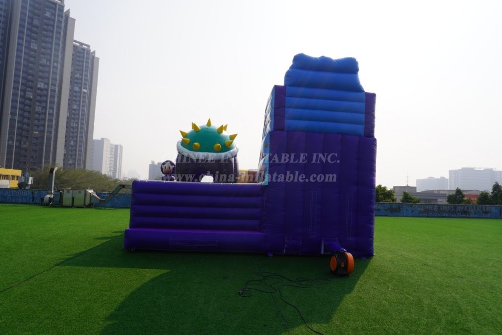 T8-1771 Super Mario-themed inflatable castle with slide