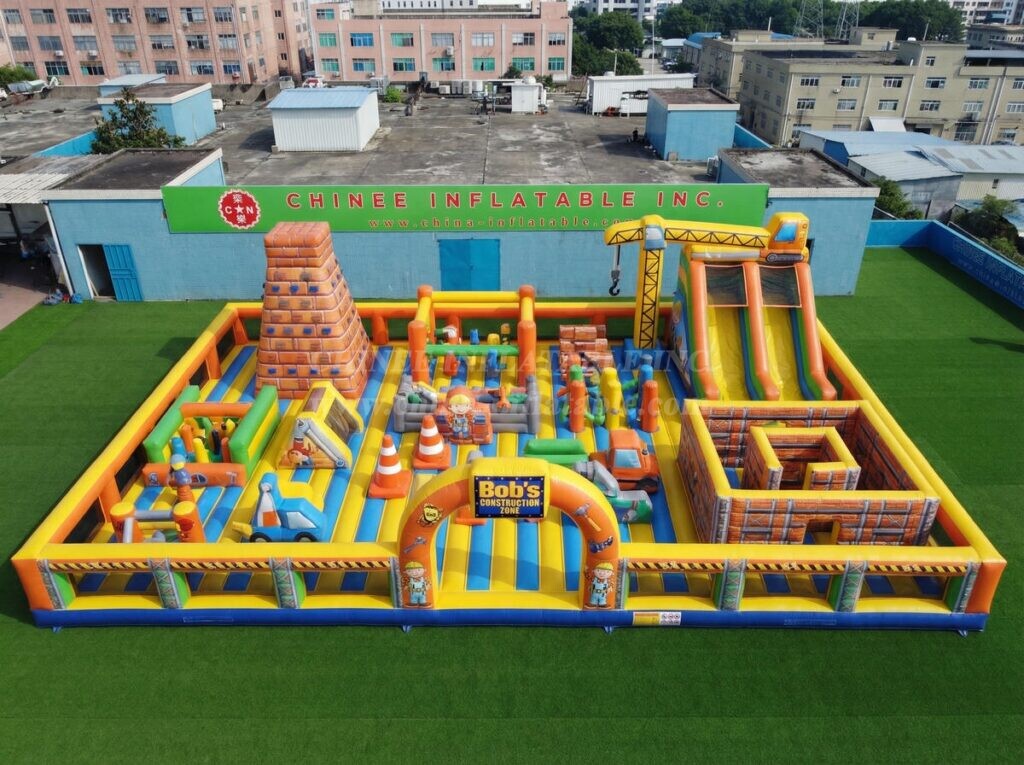 GF3-1434 Bob The Builder Theme Inflatable Playground