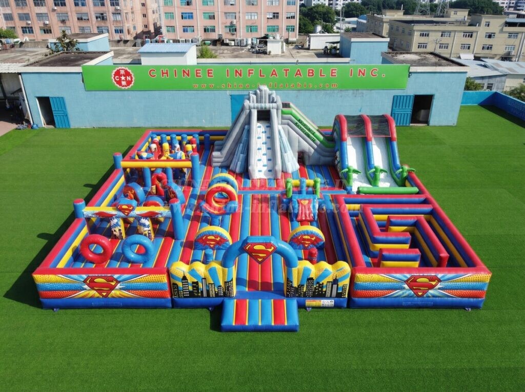 GF3-1514 Superman Theme Inflatable Playground