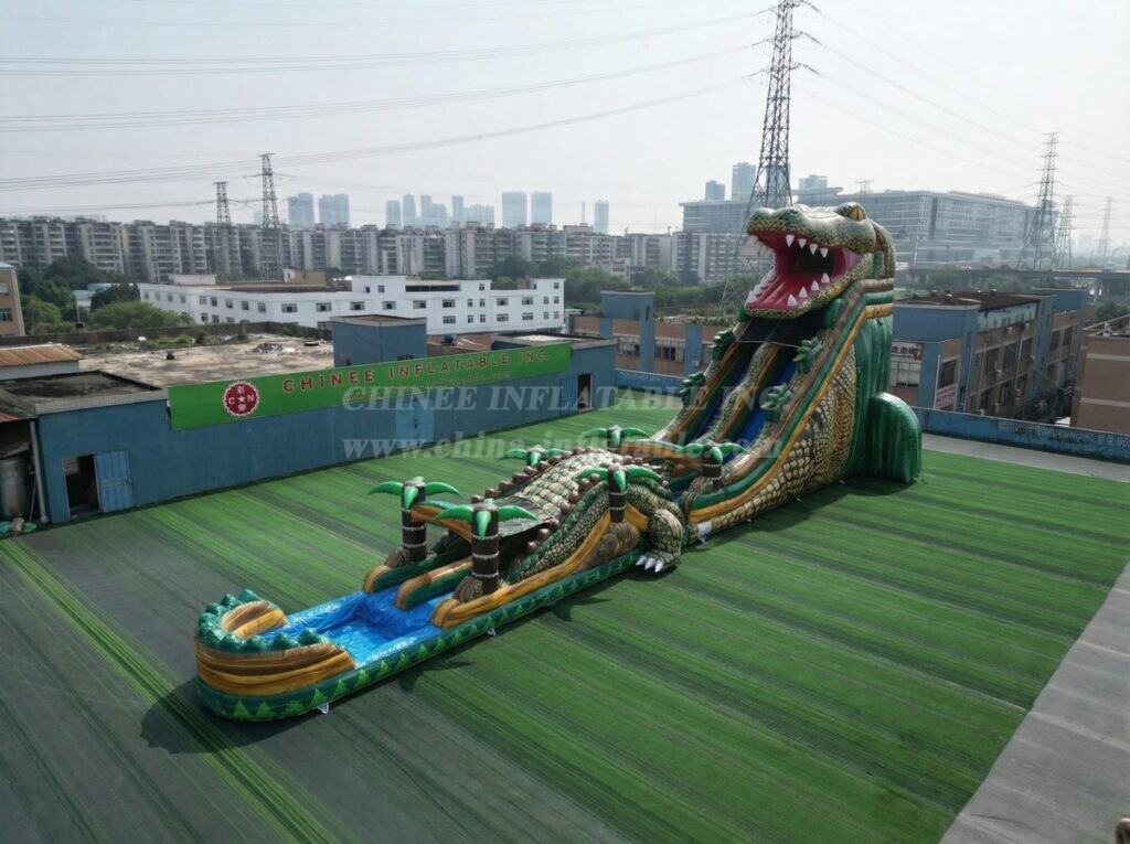 GS2-122 Crocodile Theme Giant Inflatable Water Slide