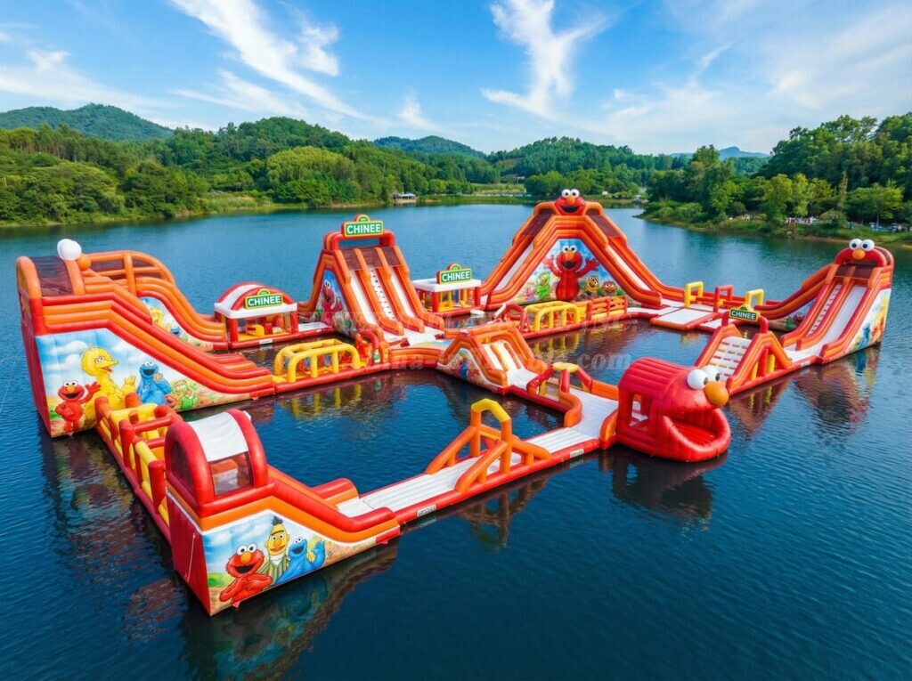S658 Tickle Me Elmo Theme Inflatable Water Park