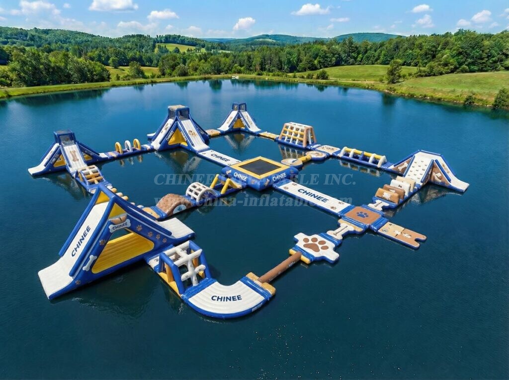 S849 Dog Theme Inflatable Water Park