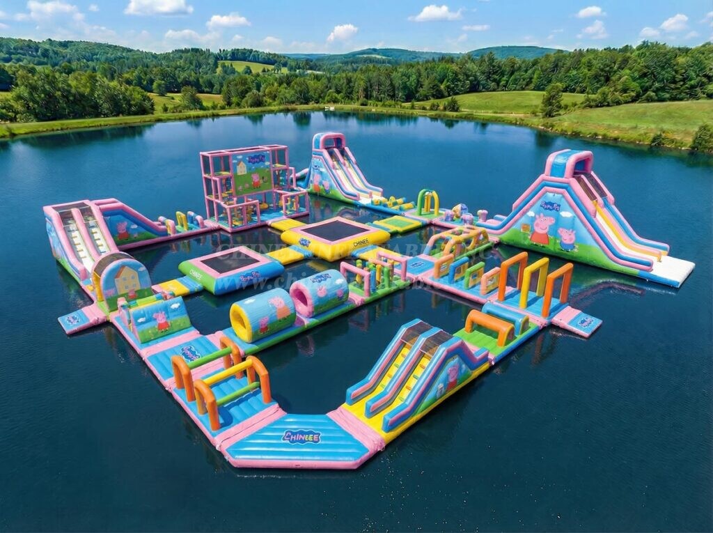 S916 Peppa Pig Theme Inflatable Water Park