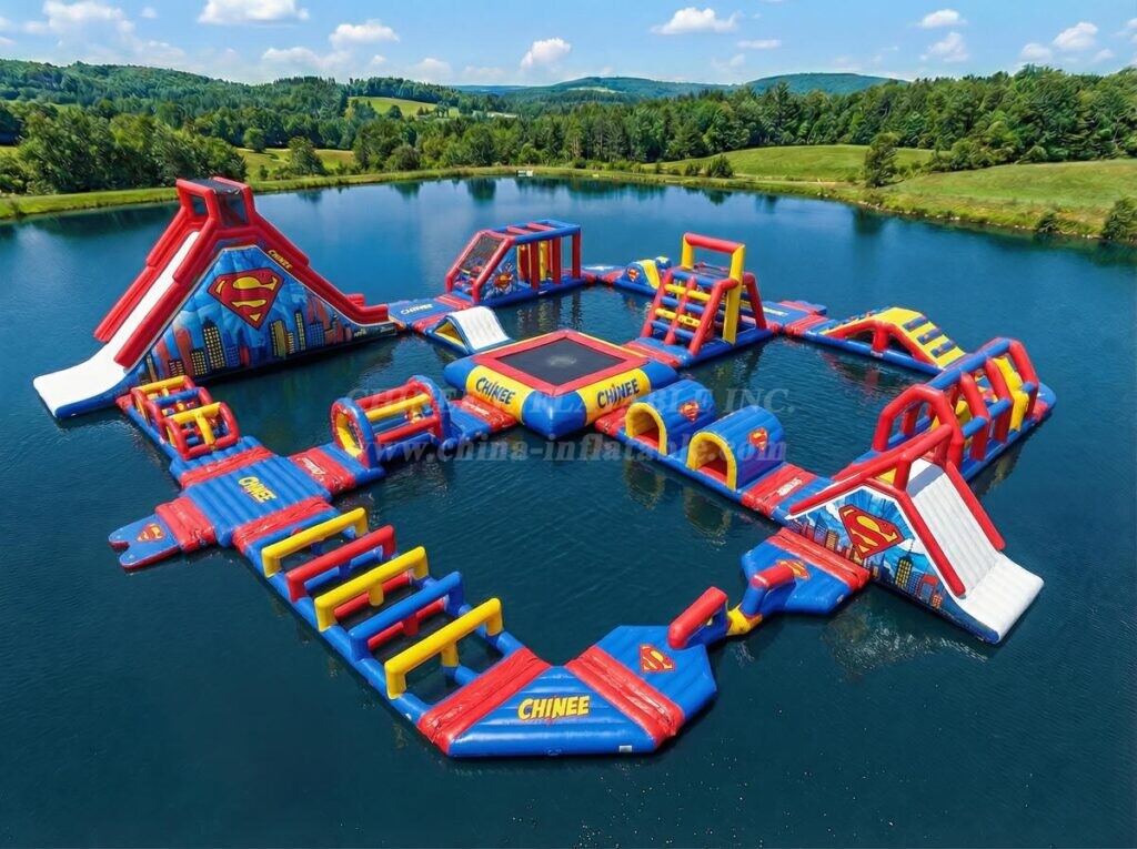 S935 Superman Theme Inflatable Water Park