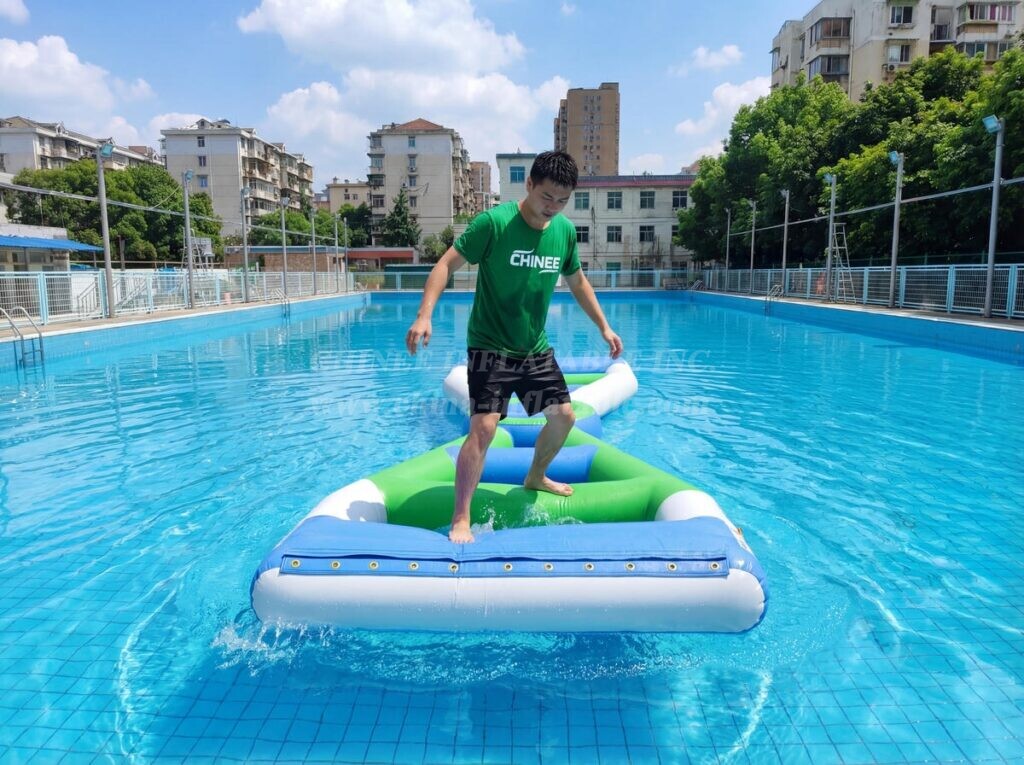 T10-641 Aqua Park Inflatable Water Park X Ladder