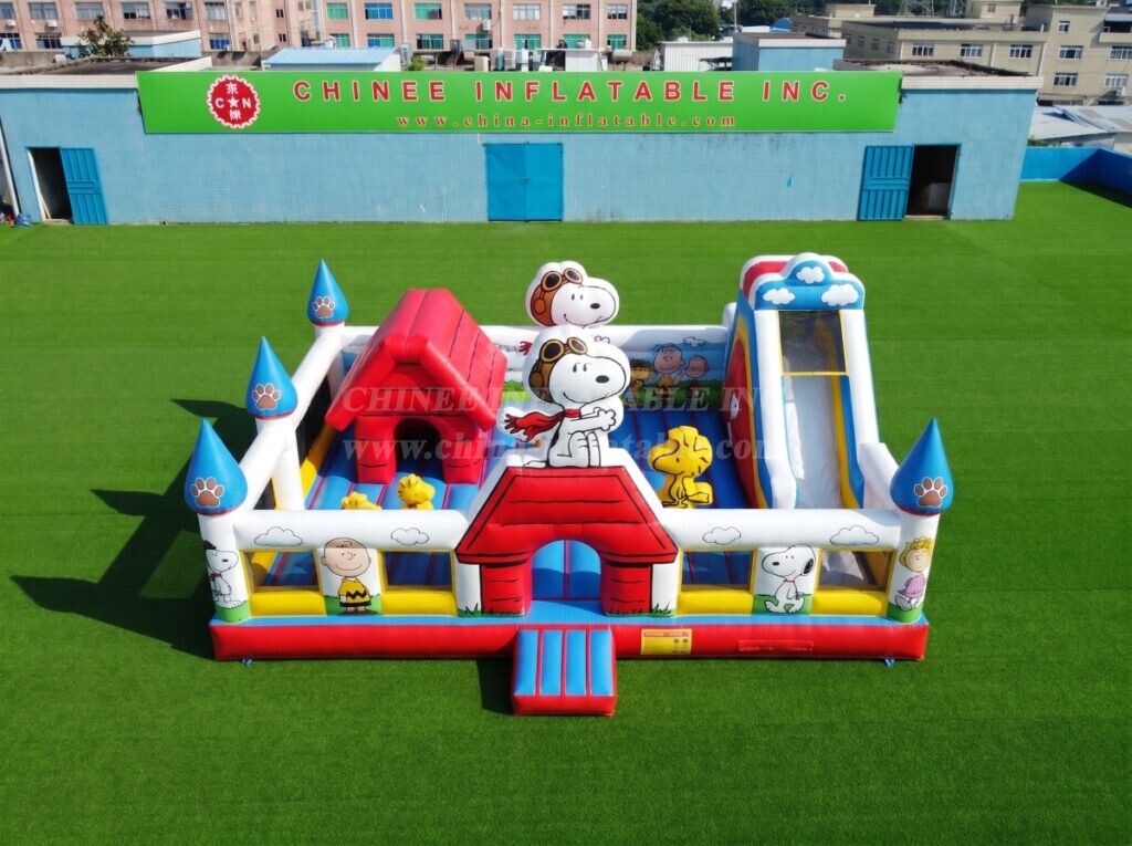 T2-9002 Snoopy Themed Inflatable Combo Bouncer with Slide